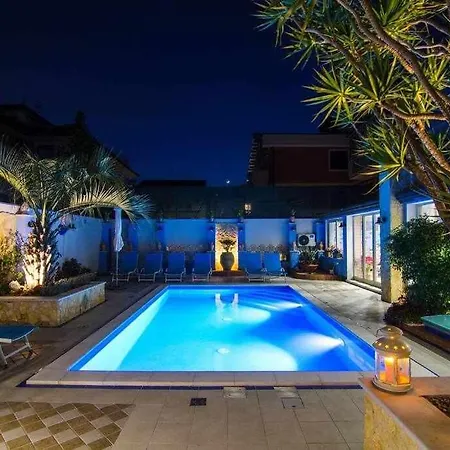 Mediterranean Charm Con Piscina Al Mare * Mascali