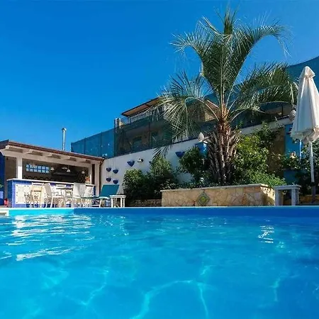 Mediterranean Charm Con Piscina Al Mare *