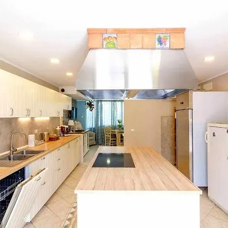 Villa Mediterranean Charm Con Piscina Al Mare